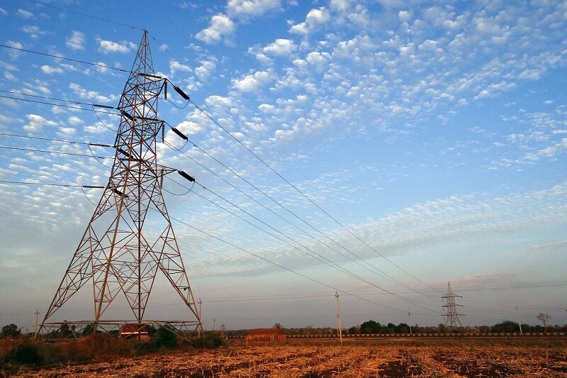 Tensión Eléctrica y Tipos de Voltaje